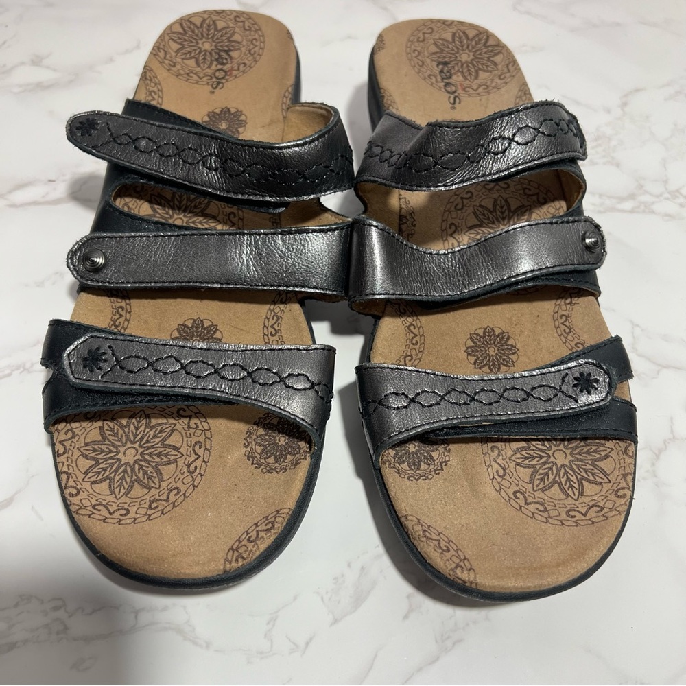 Taos Tour Women's Metallic Pewter Leather Hook and Loop Slip-On Sandals -- 11 - Picture 4 of 10